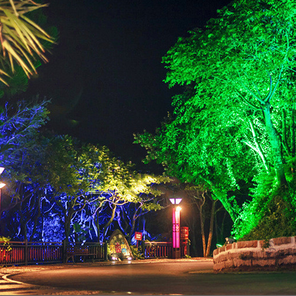 Faretto LED RGB Da 20 W Con Telecomando – 16 Colori, 4 Modalità, Impermeabile IP66, Dimmerabile, Per Giardino, Pareti, Feste Esterni