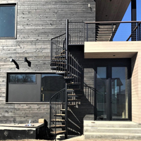 Escalier en colimaçon intérieur/extérieur avec main courante de sécurité, disponible pour commande en gros