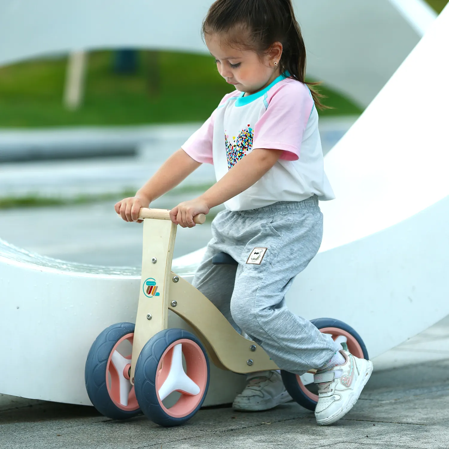 Unisex Houten 3-wielige Kinderen Rijden Op Rollator Peuter Balansfiets Met Foot Power Solide Ontwerp Met Pu Eva Wielen 2-4 Jaar Oud