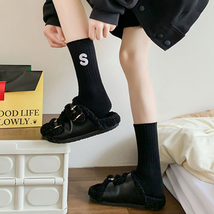 Wholesale Custom Design Embroidery <strong>S</strong> Letter White Knitted Sports Crew <strong>Socks</strong> Unisex Cotton Winter <strong>Socks</strong> Bottom Logo for <strong>Men</strong> - Product Image 6