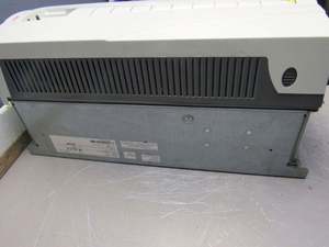 وحدة تحكم PLC صناعية أصلية جديدة جاهزة للتسليم طراز ACH550-UH-125A-4 لأتمتة المستودعات - Product Image 5