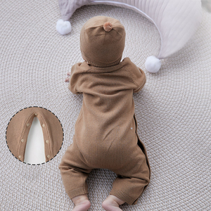 Vente en gros de grenouillère pour bébé épaissie tricotée vêtements pour bébé nouveau-né automne et hiver manteau de pet thermique - Product Image 3
