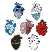 Broches anatomiques mignonnes en émail en forme de cœur, broche médicale d'anatomie et de neurologie pour médecin et infirmière, sac de revers, badges cadeaux