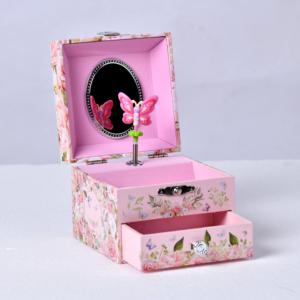 Caja <span class=keywords><strong>de</strong></span> música <span class=keywords><strong>de</strong></span> madera personalizada <span class=keywords><strong>de</strong></span> 4 pulgadas Ever Bright Elegante <span class=keywords><strong>Ballet</strong></span> Girl & Butterfly Design Pequeño regalo para niños Inspirado en la joyería - Product Image 3