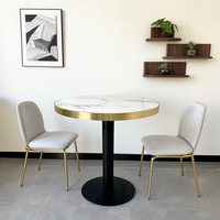 Table à manger en marbre de luxe léger, bords recouverts d'aluminium, design moderne, écologique, durable, utilisation commerciale pour les hôtels et les restaurants