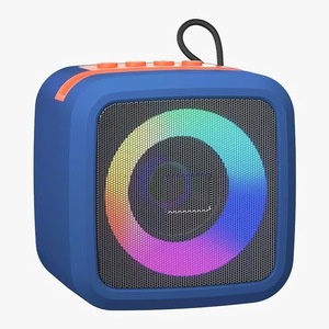 Caixa de Som Portátil Mini Subwoofer para Esportes ao Ar Livre com Luz Ambiente RGB Microfone Cartão TF para Casa e <span class=keywords><strong>Desktop</strong></span> - Product Image 3