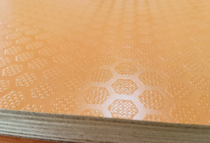 High quality wholesale baltic birch plywood phenolic glue SVEZA Deck 350 Film faced Plywood