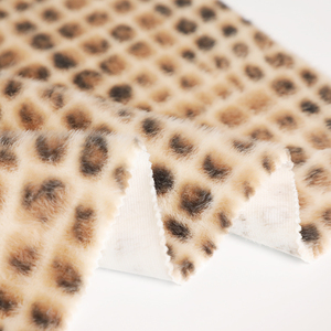Singolo lato coniglio finta pelliccia di visone leopardato stampato a pelo lungo tessuto di peluche - Product Image 2