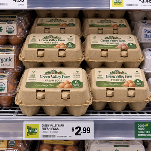 Cartons à œufs à 6 alvéoles en pulpe recyclée biodégradable, écologiques, personnalisés en usine, avec couvercle rabattable, pour œufs de poule, supermarchés et fermes - Product Image 4