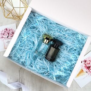 กล่องของขวัญสีขาวขนาดใหญ่พร้อมฝาปิด กล่องห่อ<span class=keywords><strong>ของขวัญ</strong></span>แบบพับได้พร้อมริบบิ้น กล่องของชำร่วยสำหรับ<span class=keywords><strong>ของขวัญ</strong></span> วันวาเลนไทน์ งานแต่งงาน - Product Image 4