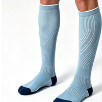 Chaussettes de compression de haute qualité avec logo personnalisé imprimé, design varié et coloré, douces, respirantes, soutien gradué