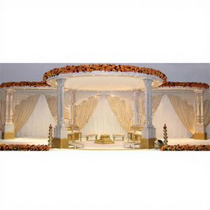 Magnifique ensemble de mandap à double poteau, somptueux ensemble de mandap en bois à double poteau pour les mariages de destination - Product Image 1