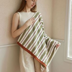 Nouvelle série de serviettes rayées simples, en coton peigné, tissage uni haute densité, doux pour la peau, absorbant - Product Image 3