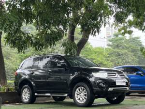 2013 auto usata <span class=keywords><strong>Mitsubishi</strong></span> Pajero 3.0L automatica a due ruote motrici di lusso in edizione - Product Image 3