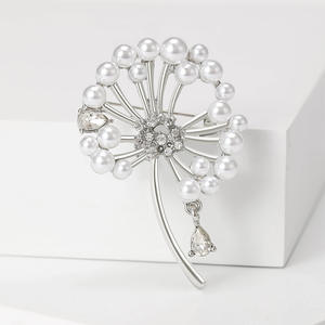 Broche de Diente de León con Perlas de Imitación, Accesorio Versátil, Sencillo y Elegante, Pin con Diseño de Planta - Product Image 4