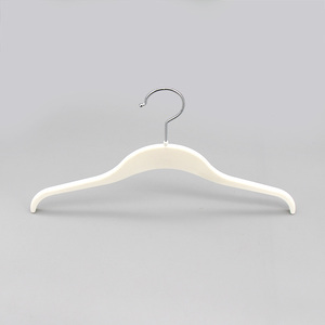 Bán buôn móc nhựa chất lượng cao với móc kim loại sang trọng Logo tùy chỉnh thích hợp cho không gian tủ quần áo - Product Image 5