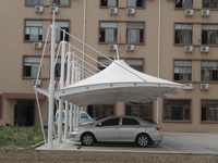 OEM ODM Moderne Haute Qualité Acier Revêtu de PVC Imperméable Abri de Stationnement Extérieur Autoportant pour 3 Voitures, Tente de Protection Solaire, Garage, 30 Ans