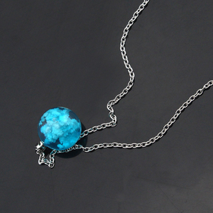 Collana con Pendente a Sfera <span class=keywords><strong>in</strong></span> Acciaio Inossidabile Argento con Catena a Maglie Rettangolari Arrotondate e Nuvole Trasparenti <span class=keywords><strong>in</strong></span> <span class=keywords><strong>Resina</strong></span> Acrilica Sigillata - Product Image 4
