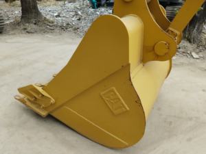 Japón Original 20 toneladas Peso operativo Caterpillar 320D2 Máquina excavadora sobre orugas con motor central Bomba Motor Excavadoras usadas - Product Image 2