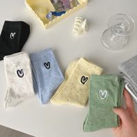 Chaussettes dormeuses simples pour femmes et filles avec broderie amour logo coeur robe unie chaussettes en coton mélangé solide
