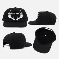 Casquette de baseball noire brodée 5 panneaux style Dad Hat à visière plate avec logo personnalisé pour streetwear décontracté
