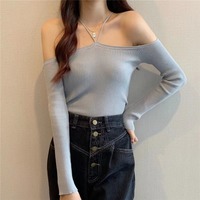 T26059 2026 Pull tricoté à manches longues pour femme, design épaules dénudées, coupe ajustée, col licou, pour le printemps