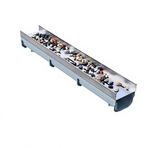 El drenaje con base de resina en forma de U, ecológico, combinado con un marco de acero inoxidable 304 y rejilla de piedras, es fácil de instalar y limpiar. - Product Image 1