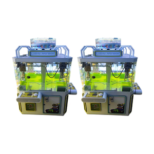 Hot New Balayage Code Coin Opération Grande Grue Grab En Peluche Poupée Cadeau Machine 220 V Middle Island Quatre Personne Poupée Griffe Machine - Product Image 4