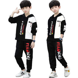 Ensemble deux pièces décontracté pour garçons OEM ODM en polyester et coton à carreaux pour la tenue de printemps des enfants, vêtements élégants pour enfants - Product Image 1