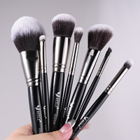 Lot de 7 pinceaux de maquillage professionnels de haute qualité avec manche en bois et poils naturels, y compris un pinceau éventail pour poudre et fond de teint