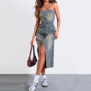 เดรสยีนส์ผู้หญิงแบบใหม่ขายส่ง สีพื้นเรียบง่าย สไตล์ลำลอง ชุดเดรสยาวทรงเอเข้ารูป ผ่าข้าง เซ็กซี่ สำหรับฤดูร้อน - Product Image 1