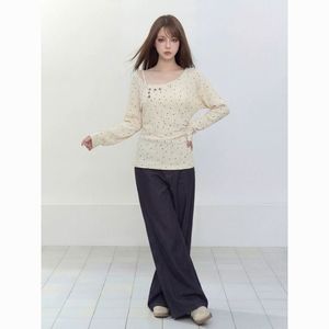 T-shirt asymétrique à pois haut de gamme pour femme, style décontracté et polyvalent, à manches longues, pour le printemps - Product Image 4