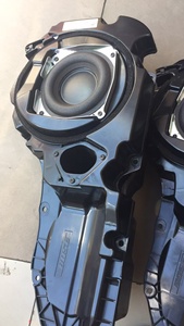 Puerta Delantera para Altavoz de Bajos para Audi A6A7A8, Original de Fábrica, Segunda Mano - Product Image 2