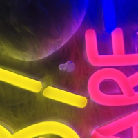 Enseigne néon LED haute visibilité « Oui, nous sommes ouverts » – Signalétique professionnelle multicolore et vibrante pour la décoration de vitrine