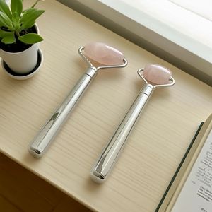 Rouleau de jade à double tête, cuillère à maquillage pour le <span class=keywords><strong>visage</strong></span>, spatule cosmétique en métal pour le soin de la peau et le <span class=keywords><strong>massage</strong></span> facial - Product Image 2