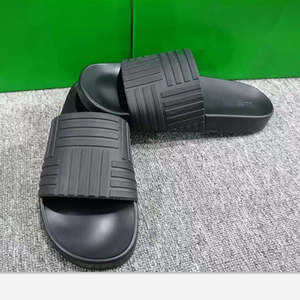 Sandalias de Cuero Transpirables 2025 para Hombre y Mujer, Zapatos Casuales Planos para Playa, Zapatos de Moda para Caminar, Pantuflas - Product Image 5