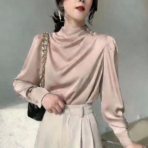 Chemisier en satin à col montant et manches bouffantes pour femme - Haut de bureau décontracté avec boutons perlés - Tendance - Product Image 5