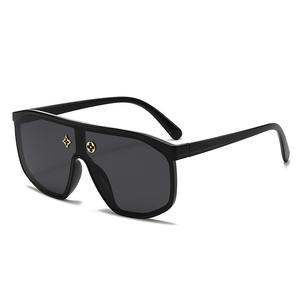 <span class=keywords><strong>Gafas</strong></span> <span class=keywords><strong>de</strong></span> <span class=keywords><strong>Sol</strong></span> Personalizadas con Logotipo al por Mayor, <span class=keywords><strong>Gafas</strong></span> <span class=keywords><strong>de</strong></span> Diseño Clásicas para Mujer, Promoción, <span class=keywords><strong>Gafas</strong></span> <span class=keywords><strong>de</strong></span> <span class=keywords><strong>Sol</strong></span> <span class=keywords><strong>de</strong></span> Plástico Reciclado para Hombre, Precio Económico - Product Image 5