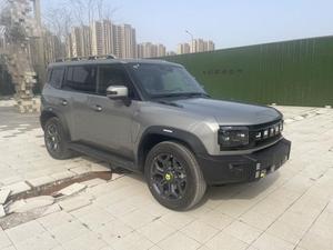 JETOUR TRAVELER <span class=keywords><strong>CDM</strong></span> T2 PHEV USADO, 5 PUERTAS, 5 ASIENTOS, SUV, 1300 KM DE AUTONOMÍA, TODOTERRENO, 4X4, PHEV TRAVELER GRIS sobre NEGRO - Product Image 3