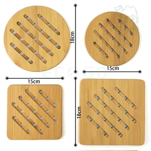 Dessous de plat en bambou résistant à la chaleur à motif creux support de tapis de pot en bois - Product Image 5