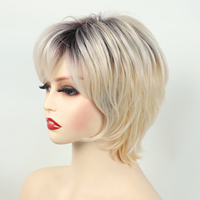 Peluca corta de dos tonos al por mayor de fábrica, peluca rubia con corte pixie y reflejos, pelucas rizadas naturales con flequillo lateral para mujer