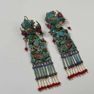 أقراط متدلية أنيقة بتصميم التنين والعنقاء - إكسسوار حفلات أحمر يرمز للحظ السعيد في المناسبات - Product Image 6