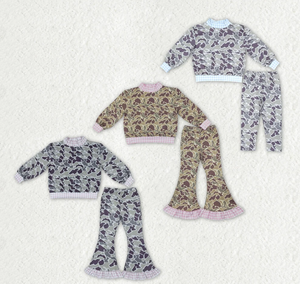 Conjunto de sudadera de manga larga con estampado de camuflaje para niñas, pantalones acampanados con puños con volantes, conjunto para niños pequeños - Product Image 2