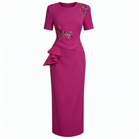Robe élégante de style français vintage en polyester avec broderie de perles complexes qui accentue la taille et crée un effet amincissant pour les femmes