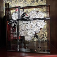2025 cadeau de saint valentin en gros cadeau de luxe 18 fleur préservée rose éternelle dans une boîte en acrylique