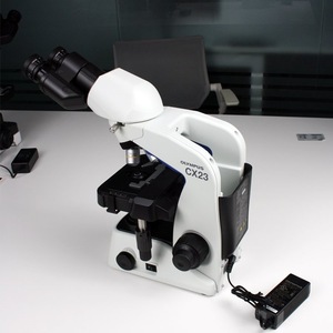 Microscopio de Campo Claro para Laboratorio Olympus CX23 con Sistema de Iluminación de Proyección Integrado - Product Image 2