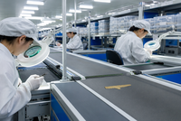 Service professionnel SMT tout-en-un de Shenzhen pour prototypes de circuits imprimés Rogers/PCBA avec finition de surface ENIG et blindage RF/EMI