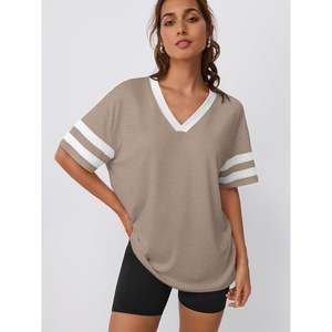 2025 femmes reine surdimensionné T-Shirts à manches courtes col en V respirant entraînement été hauts décontracté coupe ample Y2K couleur bloc t-shirts - Product Image 4