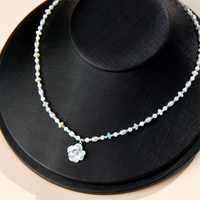 Collier pendentif fleur pierre naturelle bleu clair plaqué argent perle coquillage vert clair cristal imitation argent