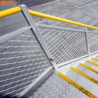 Marches, escaliers et passerelles décoratifs architecturaux sur mesure en métal déployé (aluminium, acier inoxydable) pour rampes